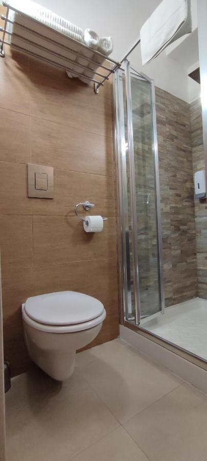 Nitto House Hotell Bari Eksteriør bilde